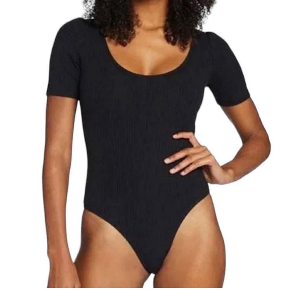 NWT & discontinued! Vitamin A organic ribbed bodysuit